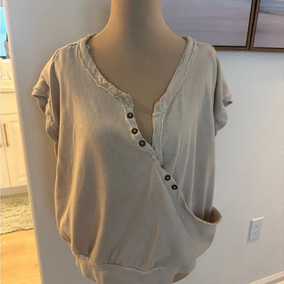 We The Free Cream Buttoned Blouse - Picture 3 of 6